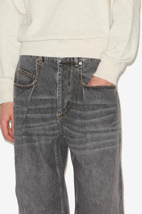 Janael højtaljede jeans med løs pasform Janael højtaljede jeans med løs pasform