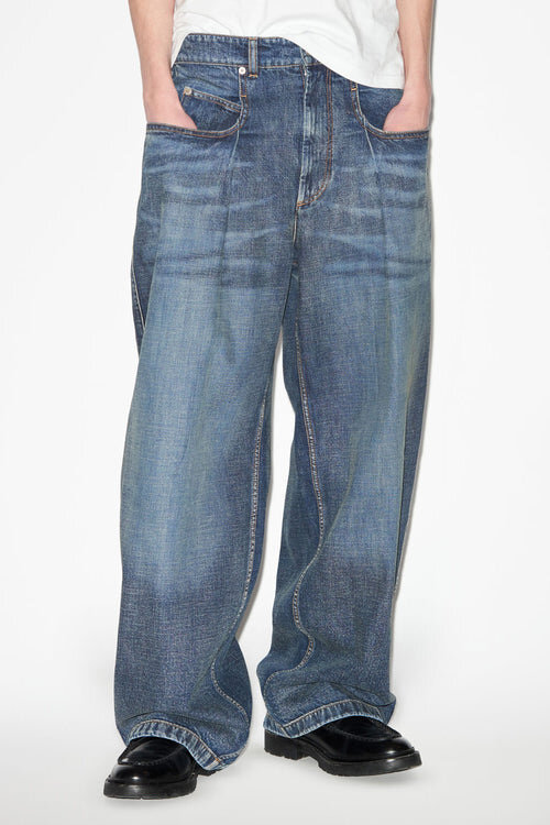 Janael højtaljede jeans med løs pasform Janael højtaljede jeans med løs pasform
