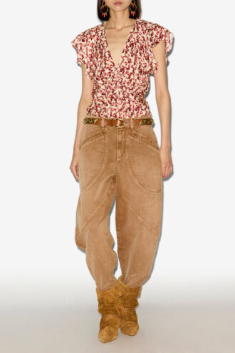 Lonea flydende mønstret jacquard-top