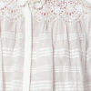 Polly bomuldsbluse med blomsterblonder