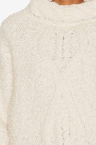 Romane kabelstrikket sweater